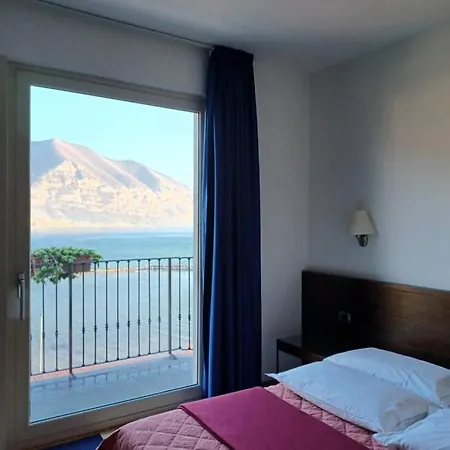 Del Rosmunda Hotel 3*