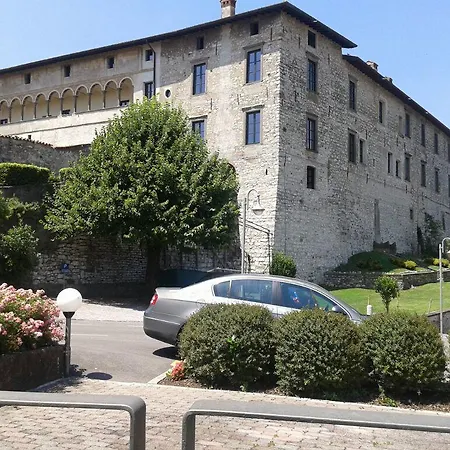 Del Rosmunda Hotel 3*