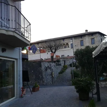 Del Rosmunda 3*